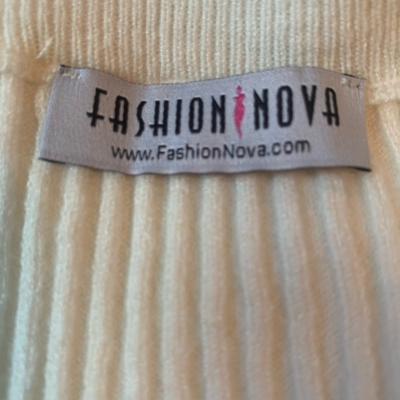 Fashion Nova  Ribbed Distressed Skirt Set White M - Picture 6 of 6